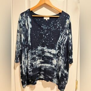 Ethereal Los Angeles Top. Navy and light blue paint splatter color. Size small.